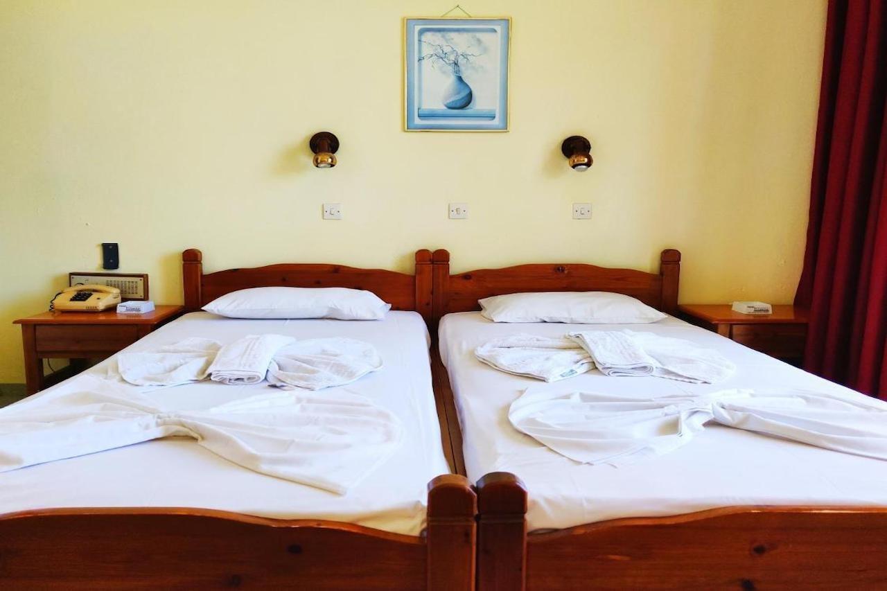 Titania Hotel Karpathos Eksteriør bilde