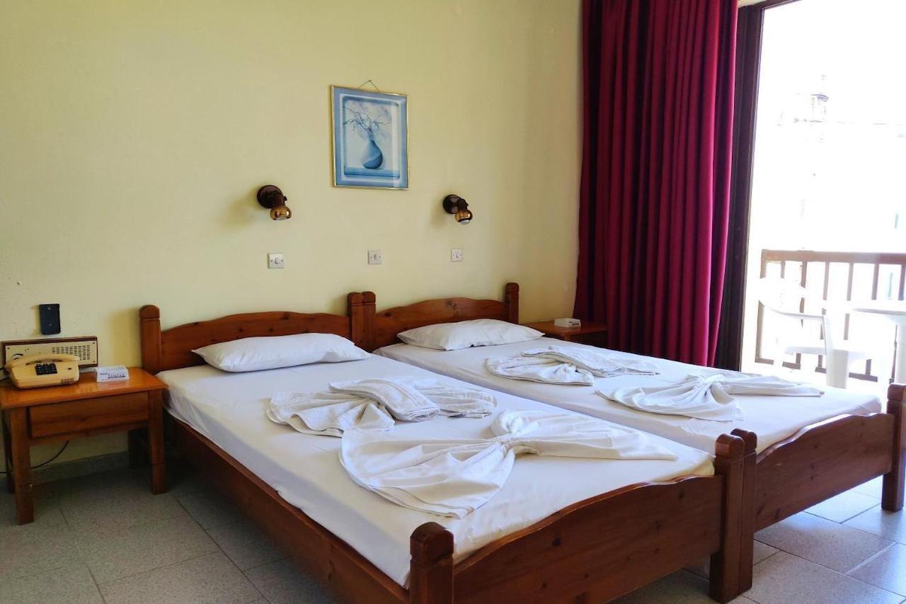 Titania Hotel Karpathos Eksteriør bilde